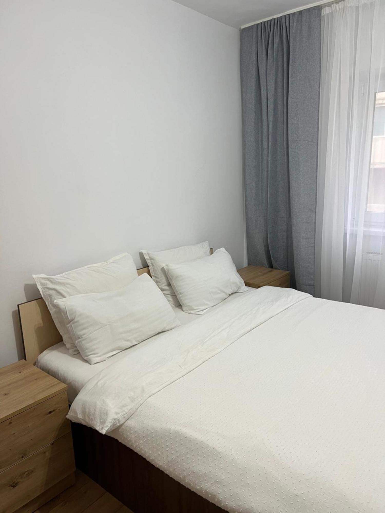 Apartament Centru Râmnicu Vâlcea Exterior foto